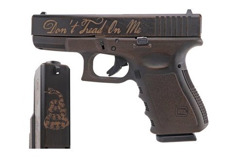 Glock 19 Gen3 9 mm Black DONT TREAD ON ME PI1950203DTOM